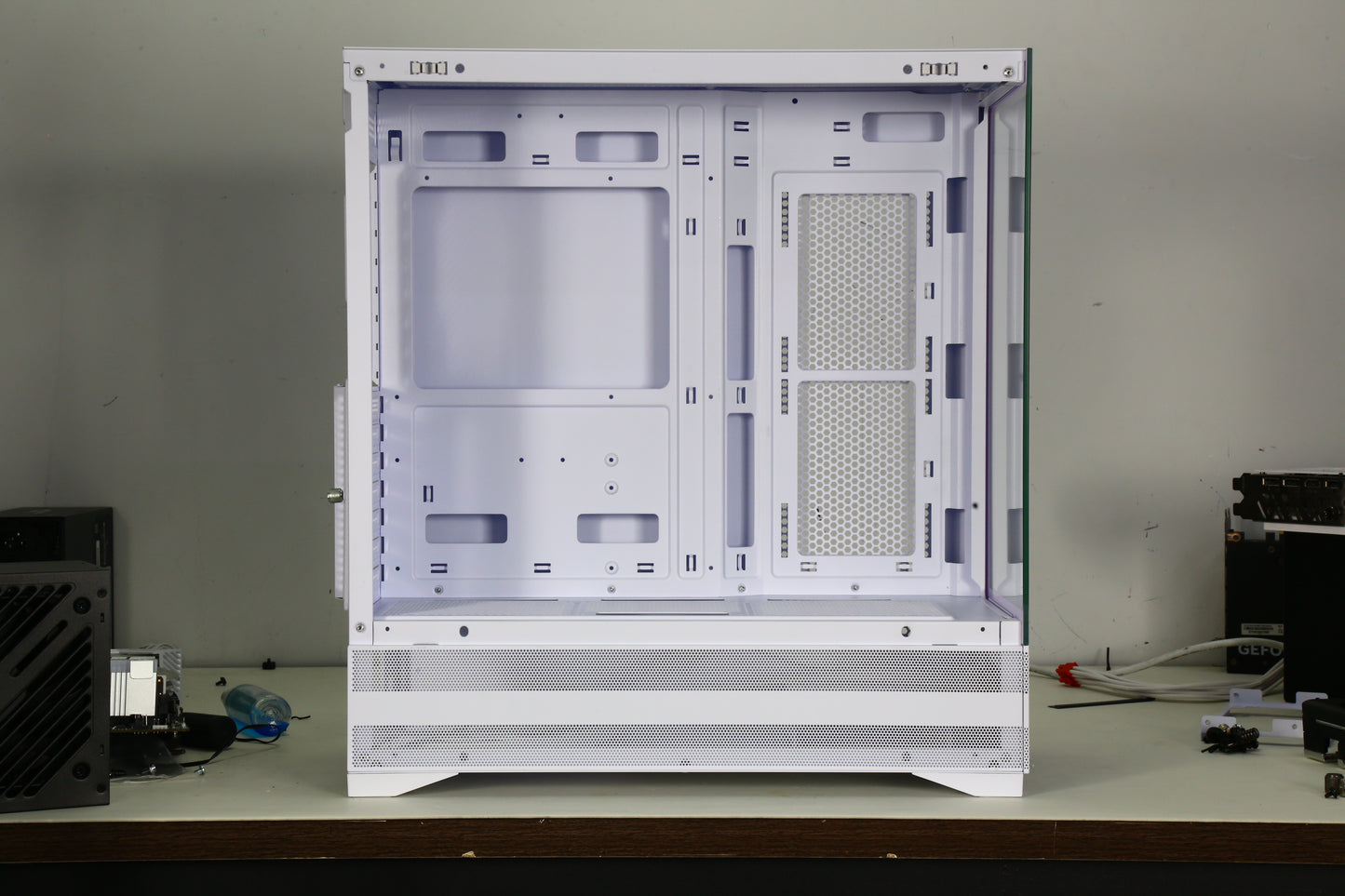 NEW PC case 220M01